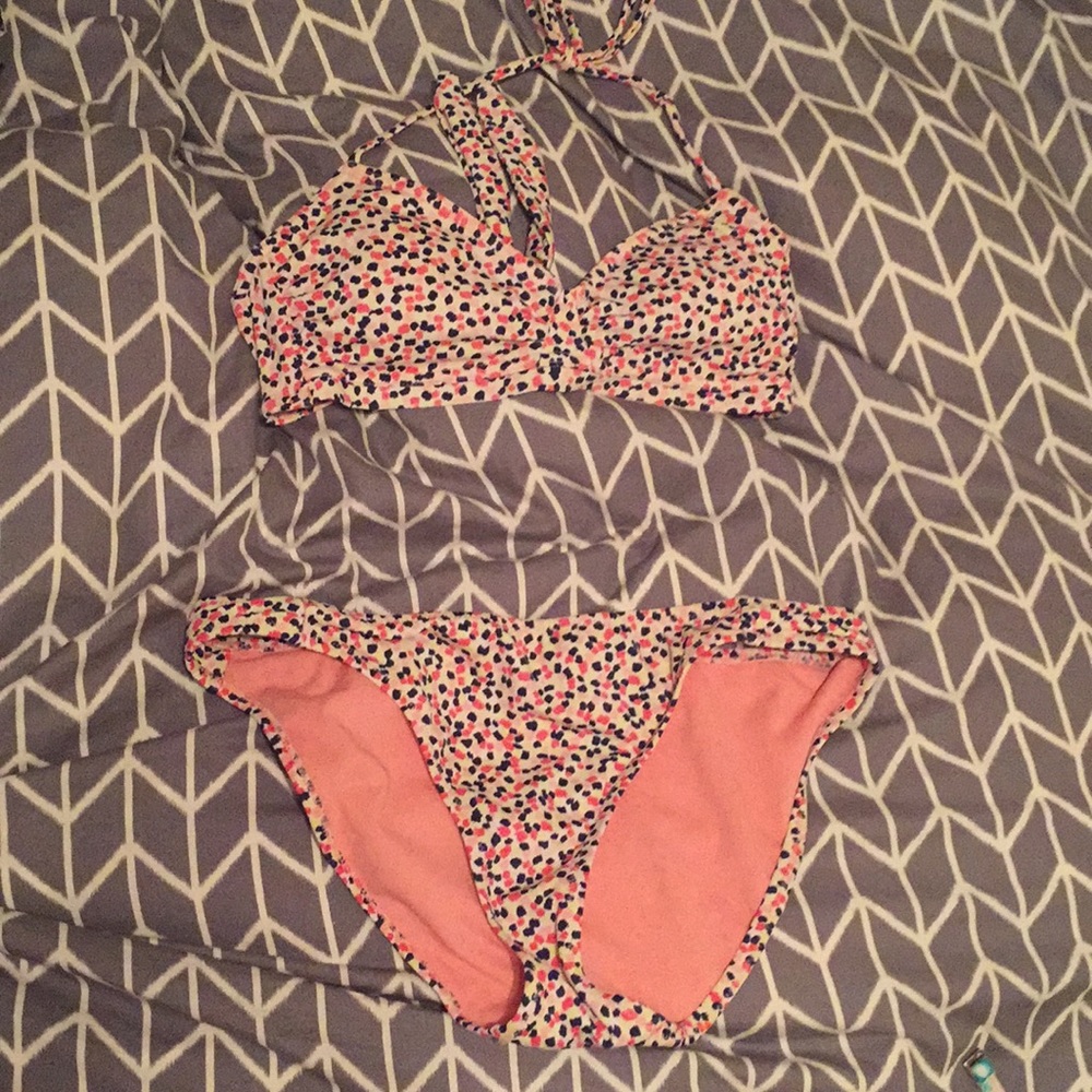 Cute Geometric Shapes Bikini from Gap Body!